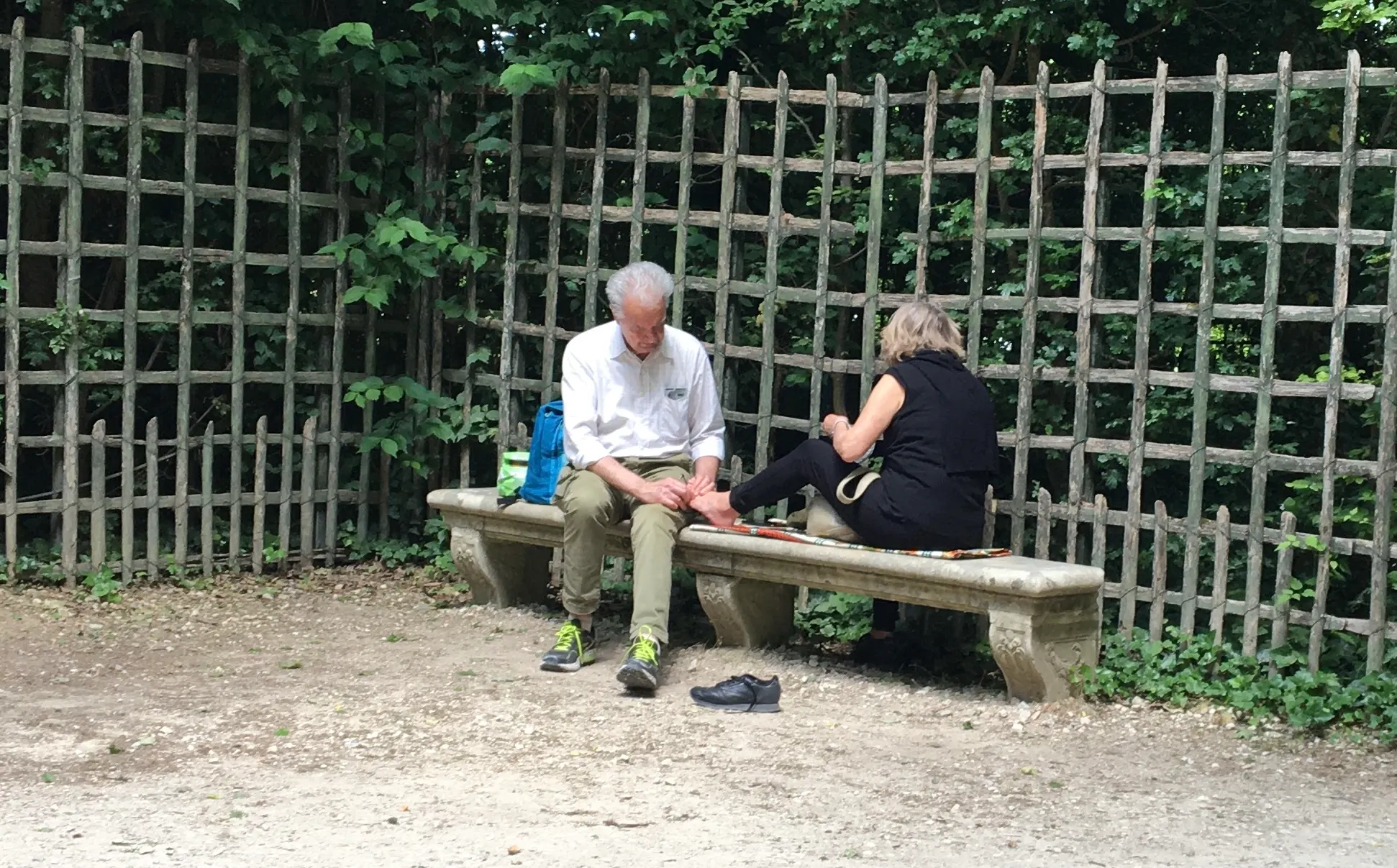 While we waited for the Hunter family in the Palace Gardens, a couple came over and sat down. The lady pulled her shoes off and the man began to give her a foot rub. I wanted to take my shoes off and have my poor feet rubbed!