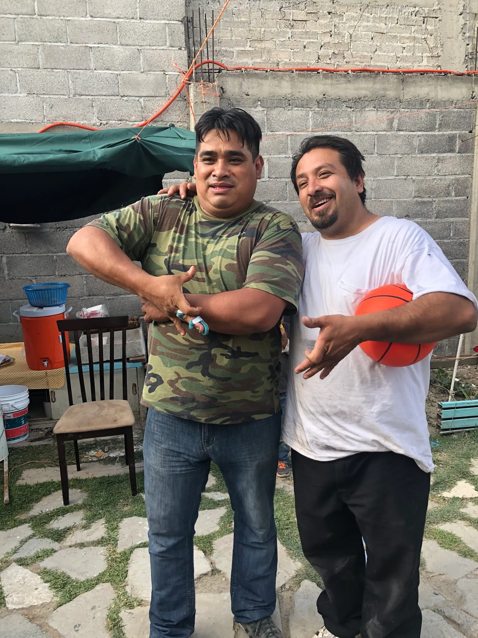 Neza and a friend of the family (Marcos I believe).....