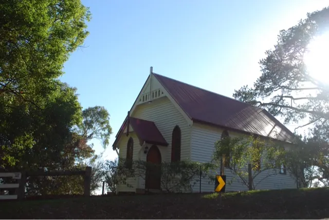 The little old church that greets you when arriving at Tilba Central....not to be confused with Tilba Tilba. :-)