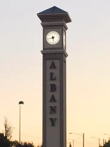 Albany Train Station.....