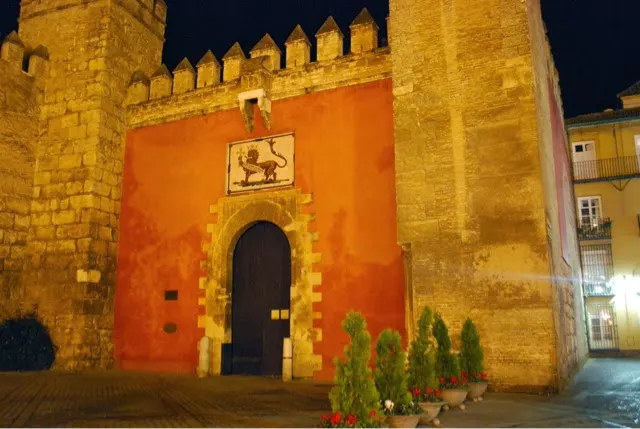 Pretty cool door and archway. You see a lot of these old walls around.