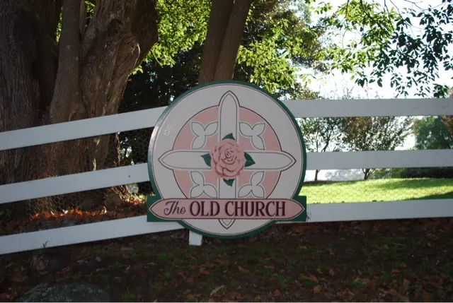 The little old church that greets you when arriving at Tilba Central....not to be confused with Tilba Tilba. :-)