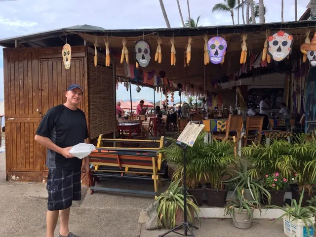 Lunch at La Playa de los Muertos. Two blocks from our condo...