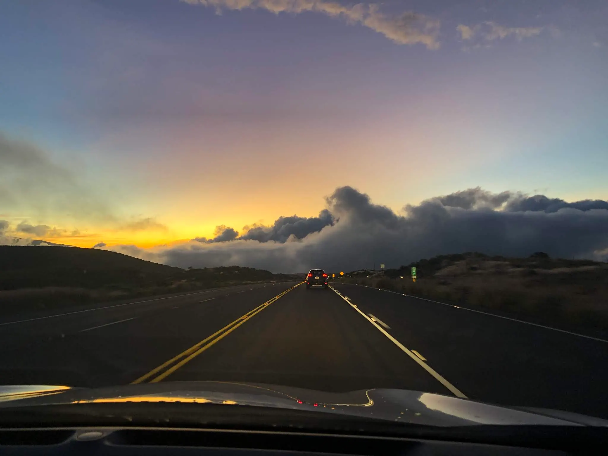 The saddle road back to Kona...traveling in the clouds.