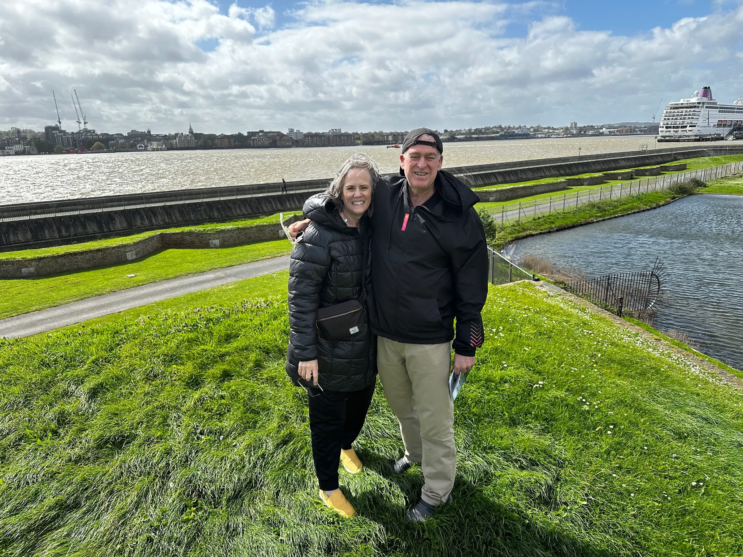 We are on a knoll looking over the river Thames. In the background you can see a cruise ship. Boy, did that make us trunky when we saw that! We all wanted to go board and head out while dining at a buffet.