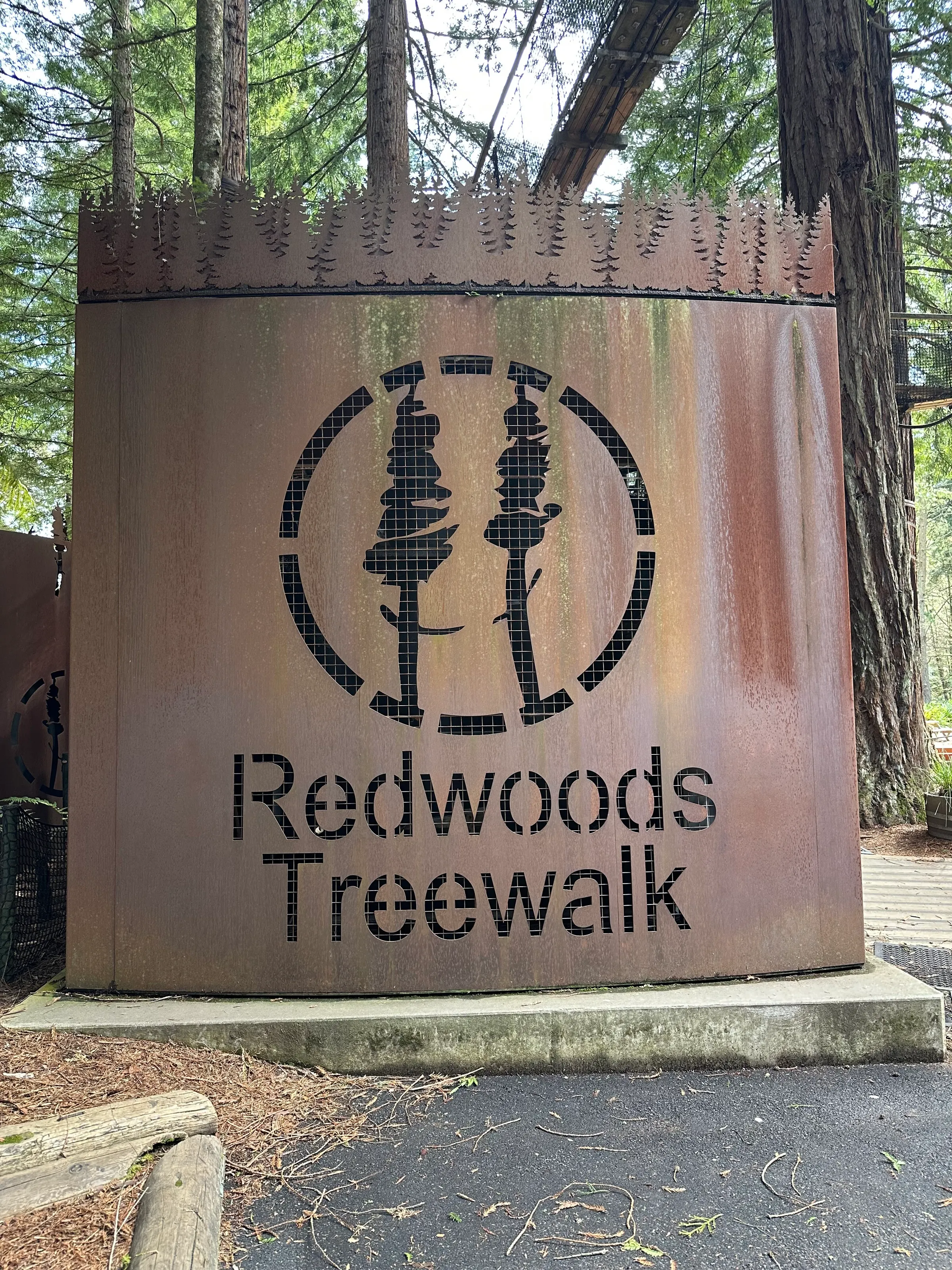 The entrance sign….