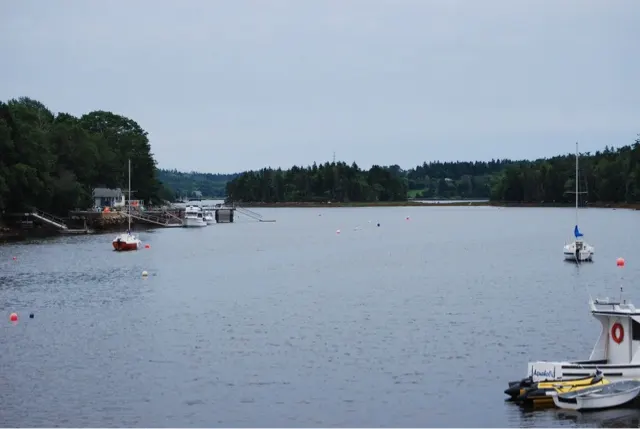 We passed by so many fishing ports that looked like this. Really reminded me of Alaska. Very picturesque....