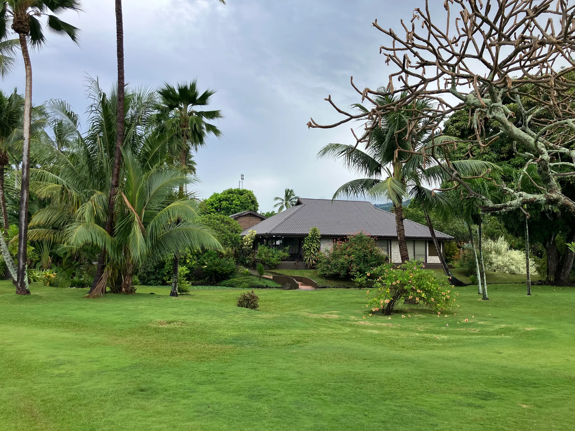 That is the reception house looking across the garden from our room.