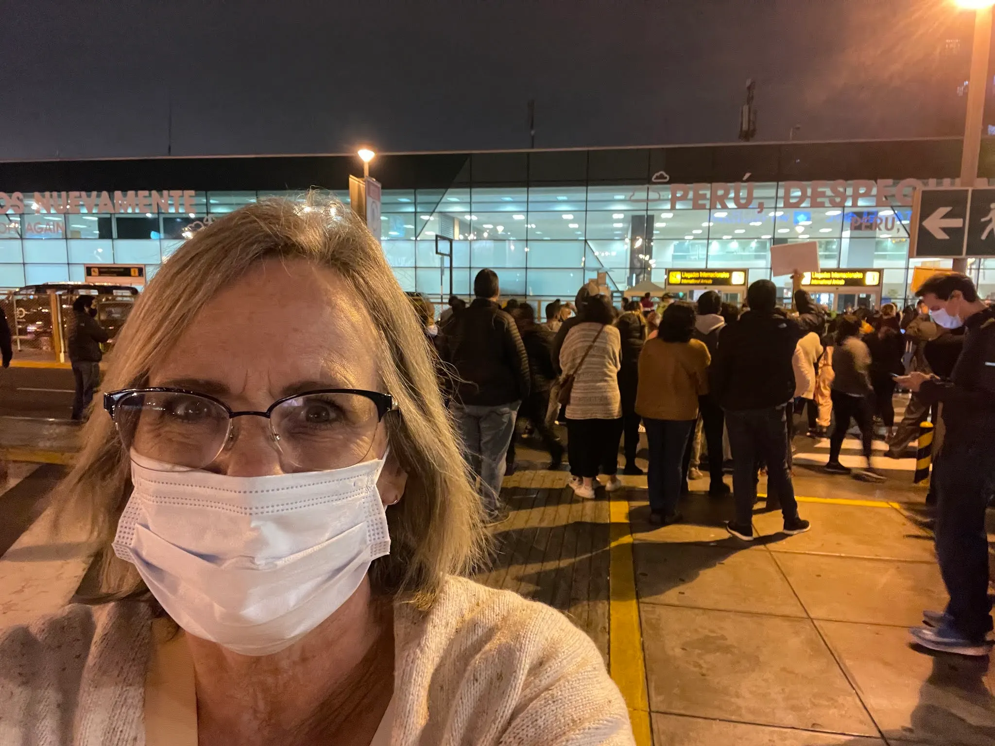 I think the next picture is at the airport after we had landed and were waiting for Enrique to show up. Lots of people out there waiting for rides or offering taxi services.