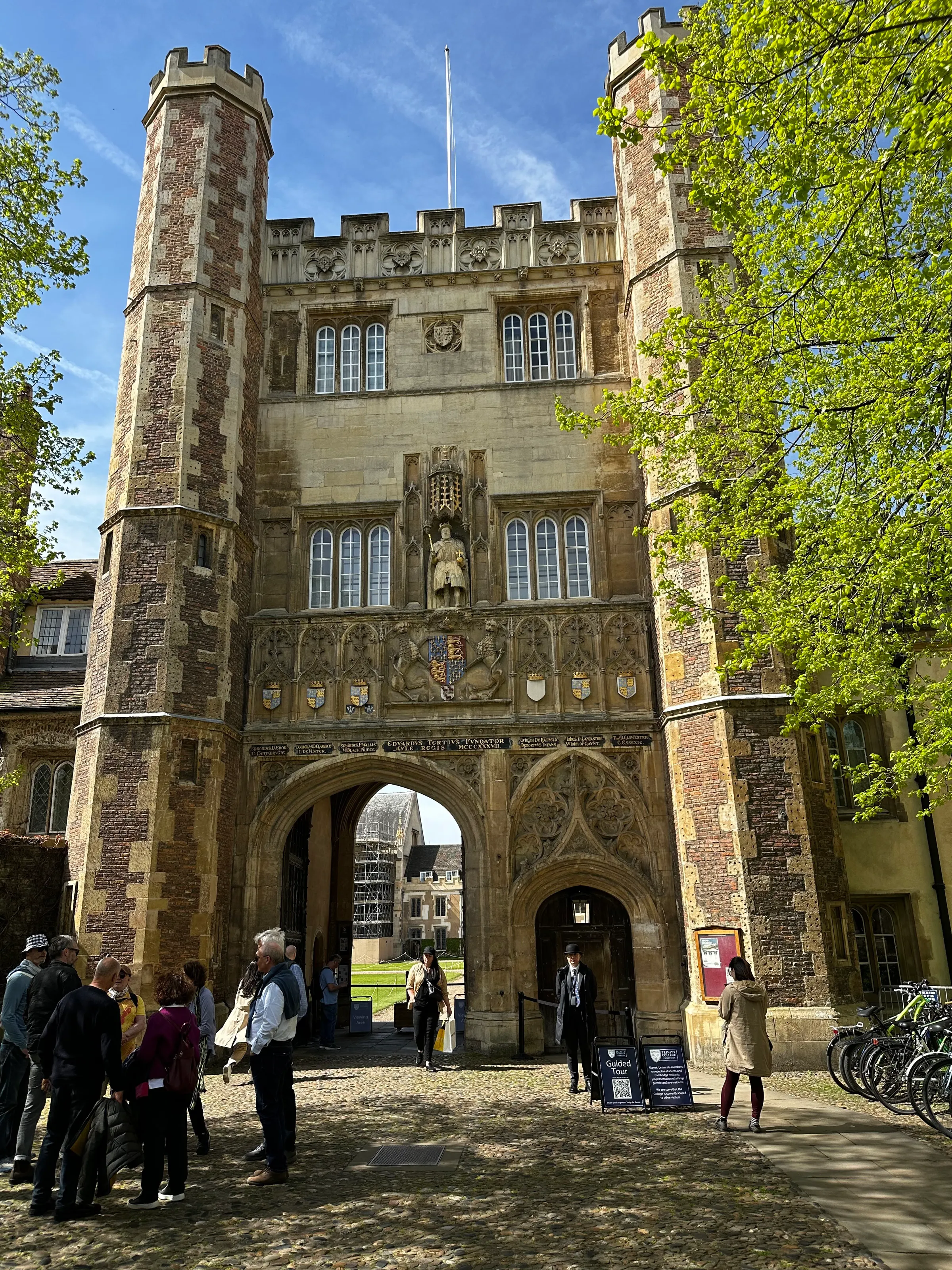 Who’s the guy in the middle…Henry VIII. He’s everywhere. He did not start any of these colleges but he kept some alive. This next 2 photos are a part of the entry to King’s College I believe.