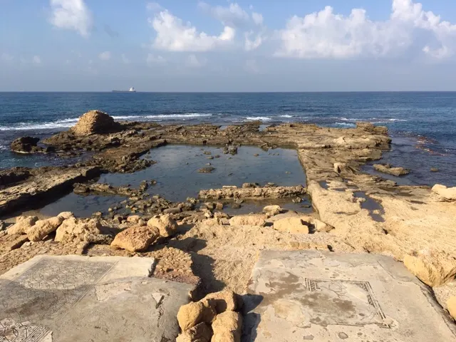 Swimming pool on the sea.....
