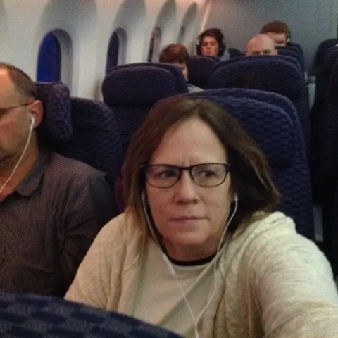The happy travelers mid-flight......we're almost there!