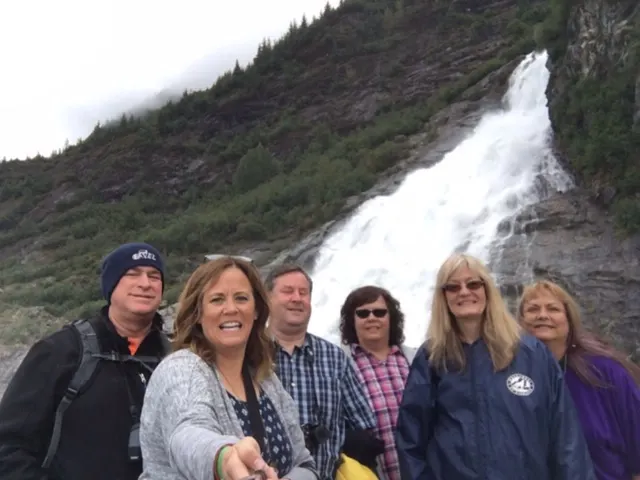 The glacier and waterfall hikers...Tim, Denise, Bruce, Nanette, Nadine and Michelle....
