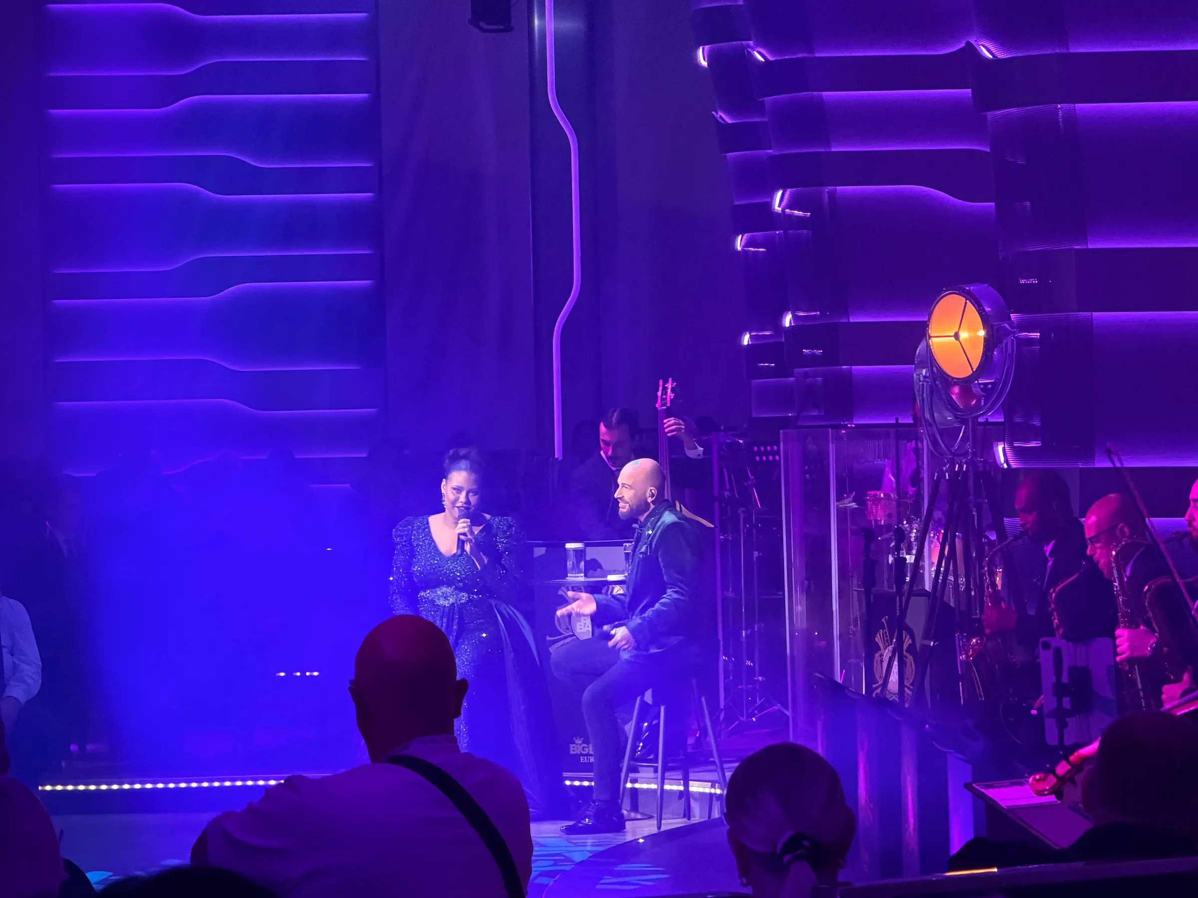 The big band show singers.