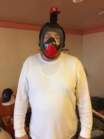 Michelle's snorkeling mask. Looks like I'm going to the moon!