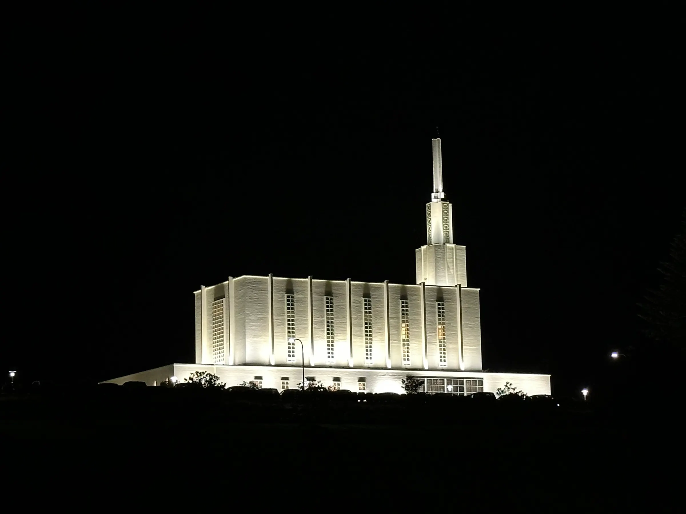 It’s a beautiful temple out away from the hustle and bustle of Hamilton down town area…where our motel is.