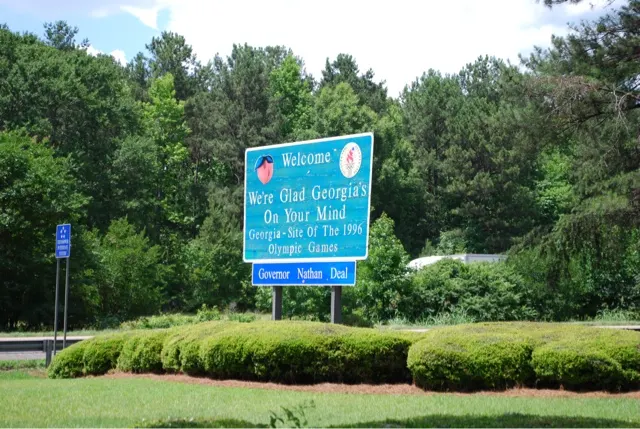 Then it was on to Atlanta. We had to backtrack a bit but I got a picture of this great sign as we were entering Georgia.