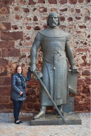 Denise with the protector of the Selvis Castle.....