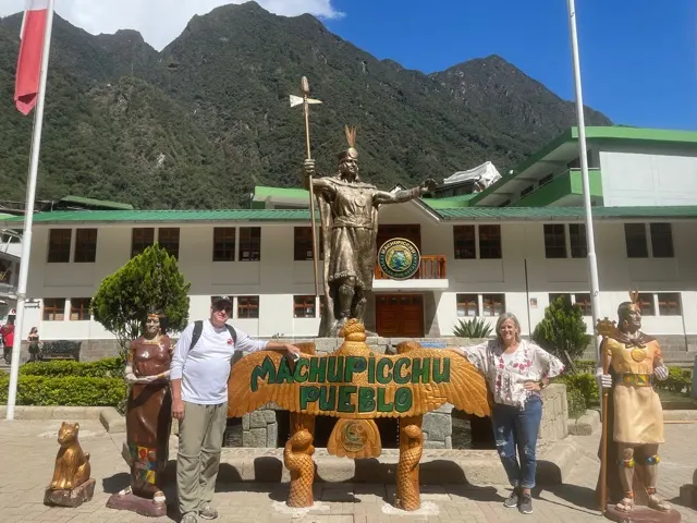 The main statue in the town plaza in MP Pueblo.