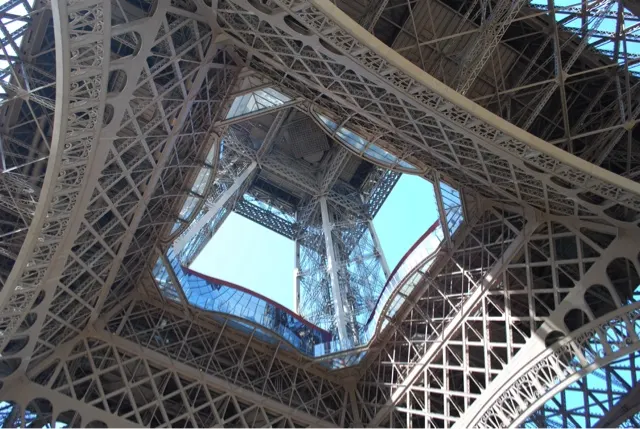 Looking up in the inside of the Tower...