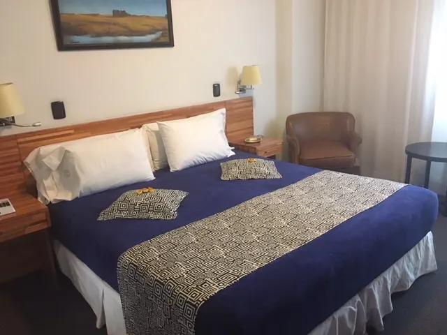 Nuestra cama...our bed! I should sleep well tonight.