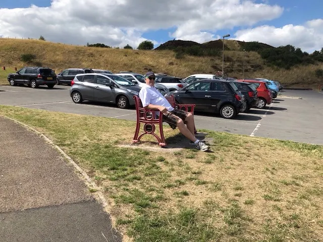 Kicking back while waiting for the souvenir shopper...