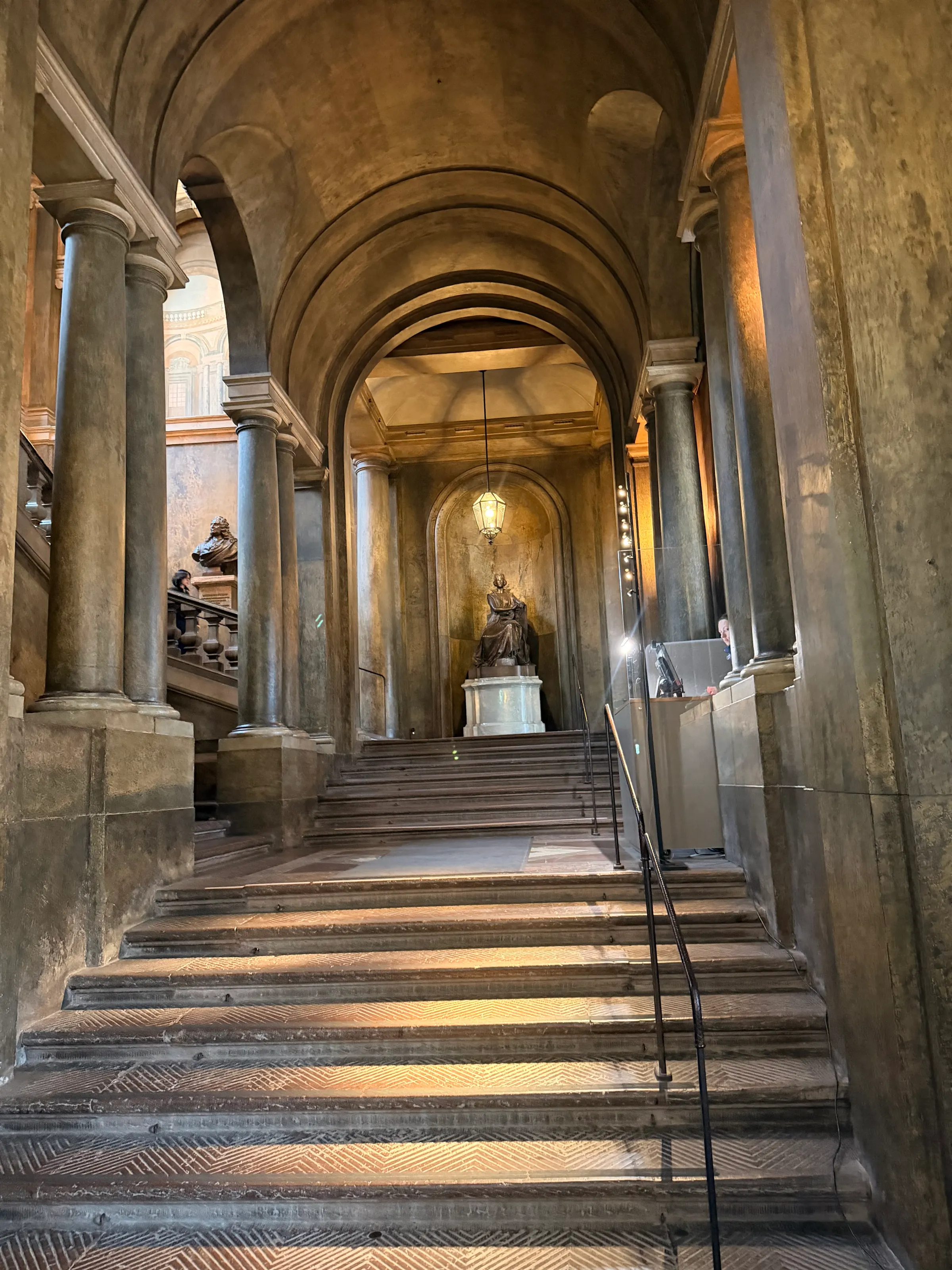 These last pictures have been from inside the cathedral. I did not go in this one as I’m a bit tired of old cathedrals. But the others did and really liked what they saw.