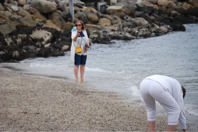 And then the final resting place for searching. She was bent over like this for 30 minutes.