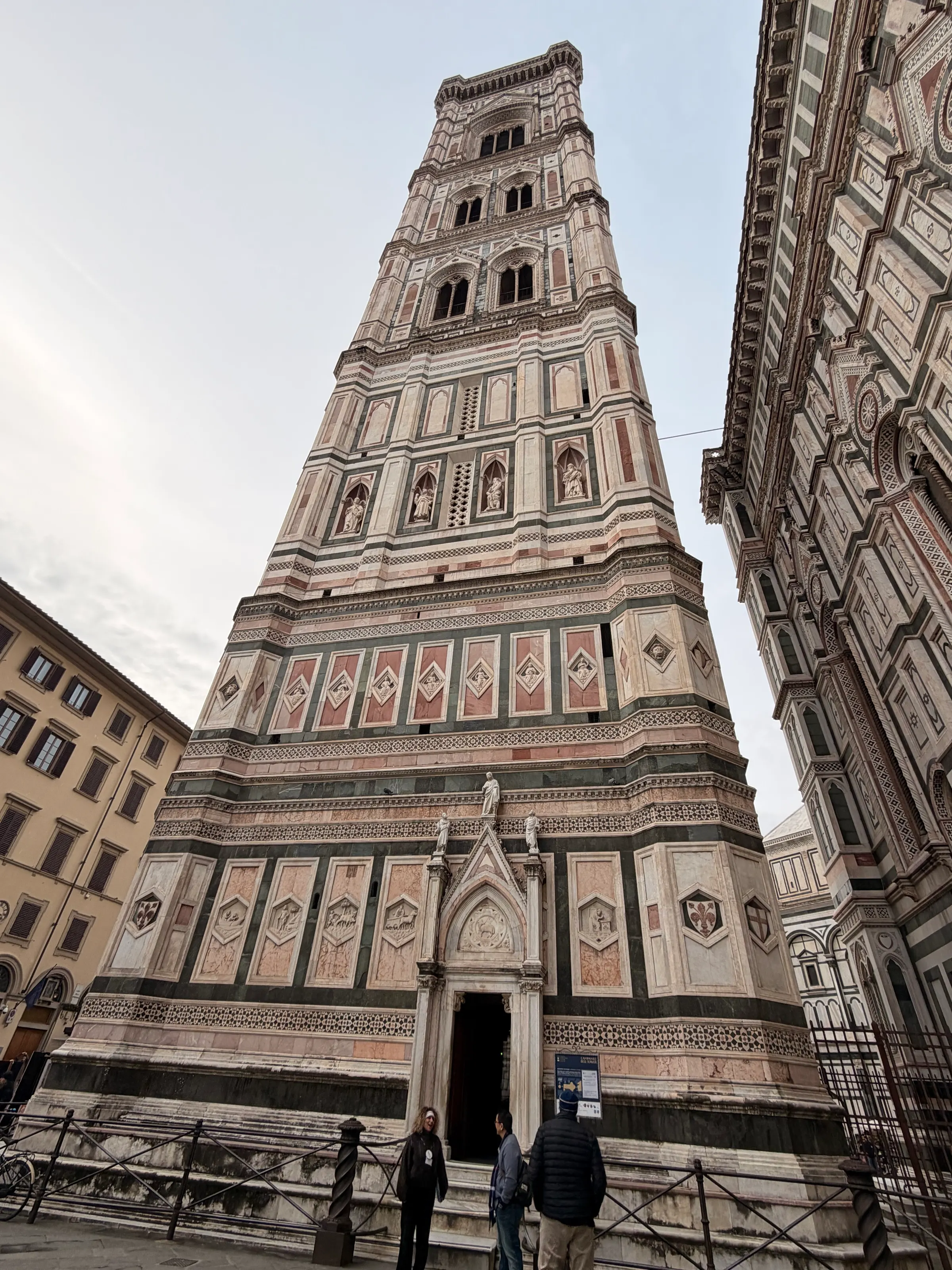 422 steps up this bell tower. Guess how many down? Yep, you got it…422 otherwise it would be the leaning bell tower that we’ll see tomorrow.