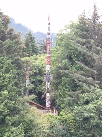 One of many totem poles along the way.....