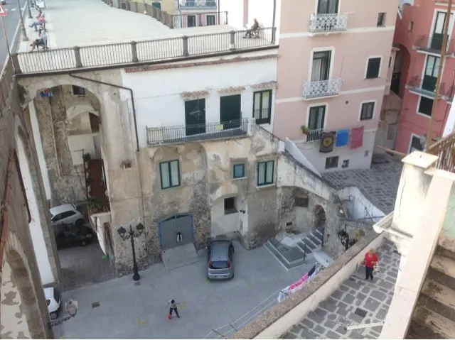 The view outside our BNB looking down into the plaza below....