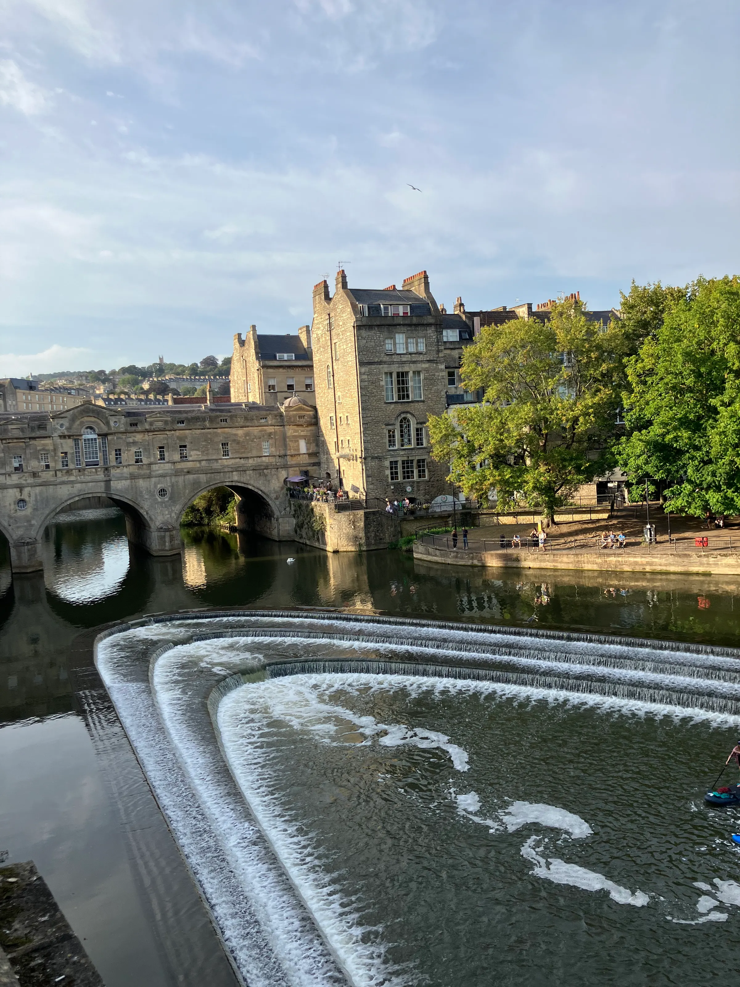 This is the iconic bridge that is photographed the most in Bath. It is pretty famous and looks quite a lot like the bridge in Venice, Italy.