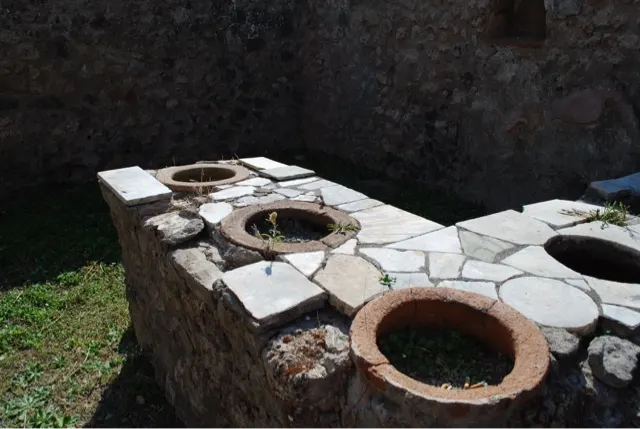 This is the McDonald's of the day...they called these places 'snack shops' and apparently they had things available for consumption in these pots. These stations were through out the town of Pompeii. It actually was a city of 20k people.