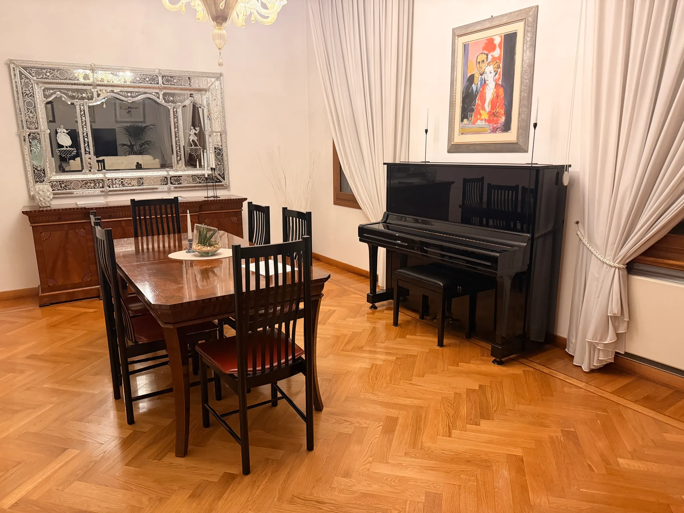 These are some photos of the nice flat we are in. It has been a wonderful stay.