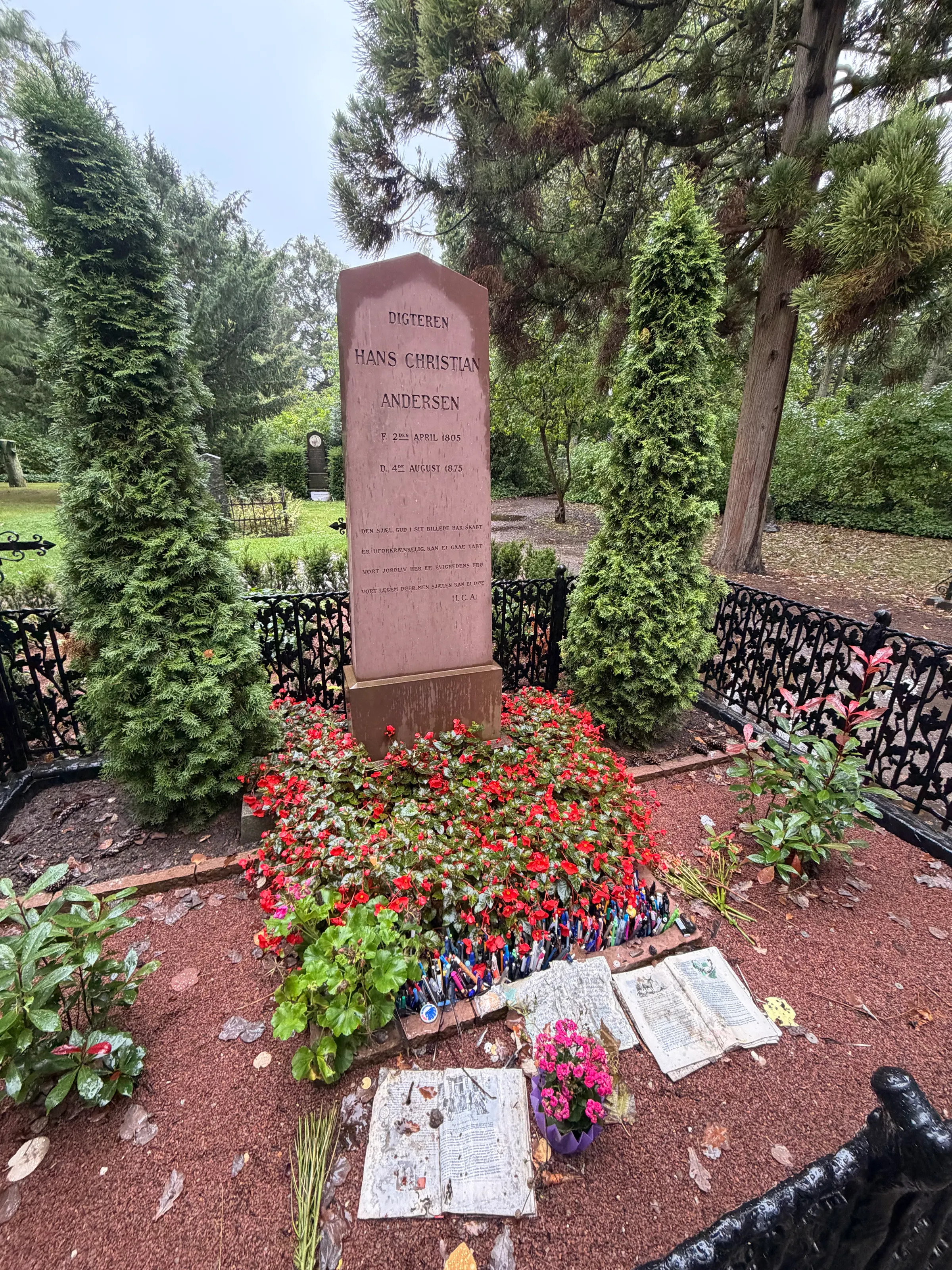 Hans Christian Andersen gravesite.