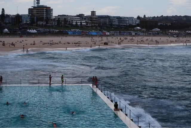 This was a pool that sat just barely above the sea line. High tide must fill the darn pool up! Who knows?