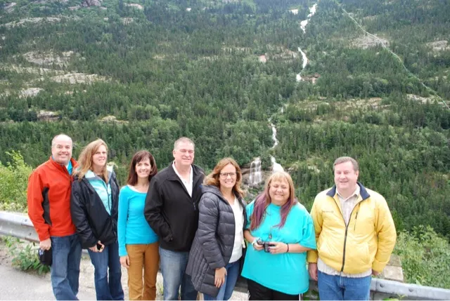The group over looking one of the many waterfalls....