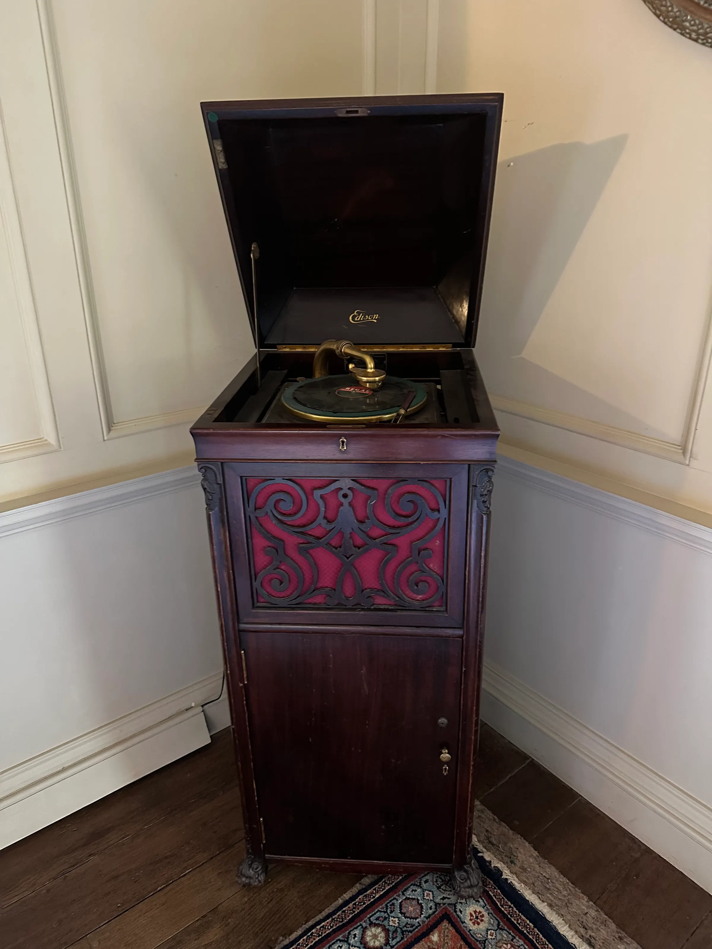 Old record player in the old house…
