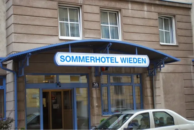 Our 'hotel' in Wien (Vienna).....