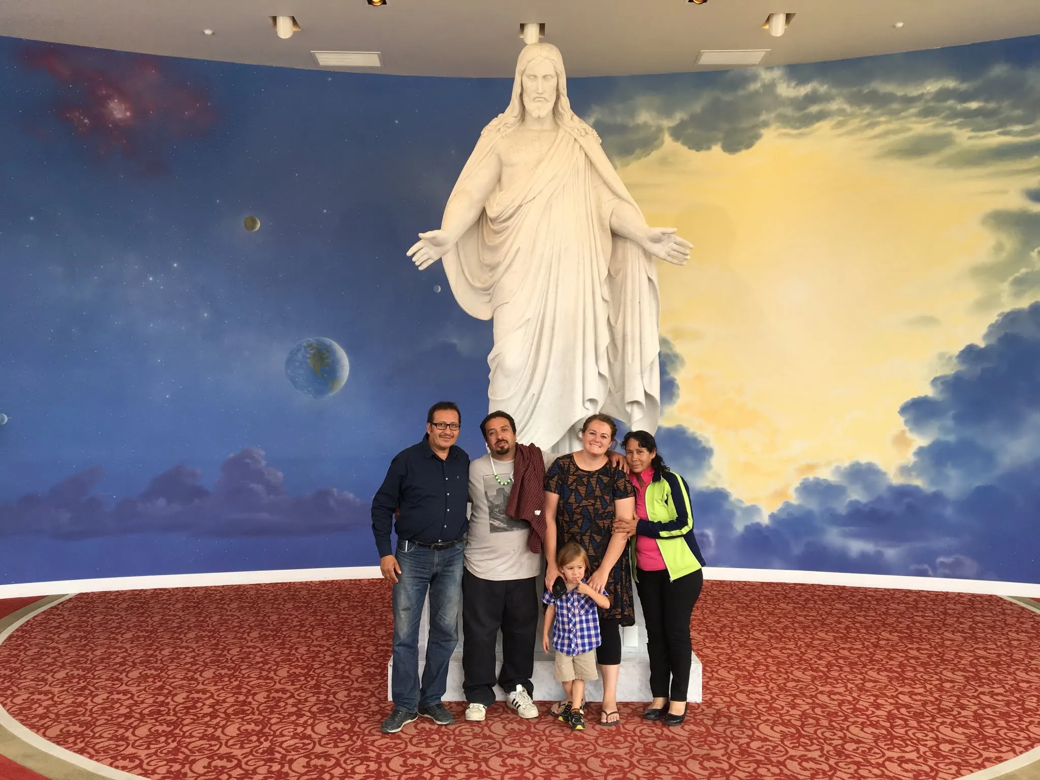 The Christus at the Temple Visitors Center. Juan, Neza, Karlie, Lorenzo and Blanca...